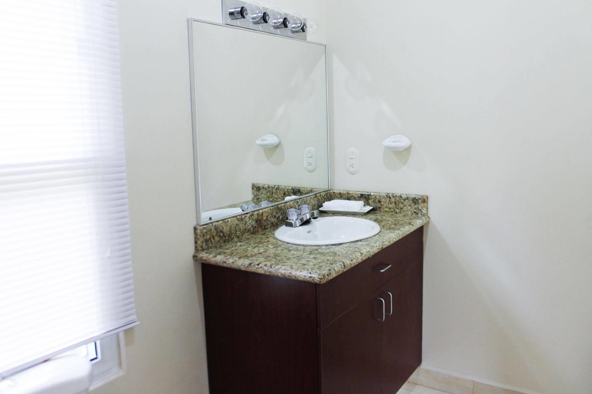 Corinto Pearl Eco Resort El Pino Luaran gambar